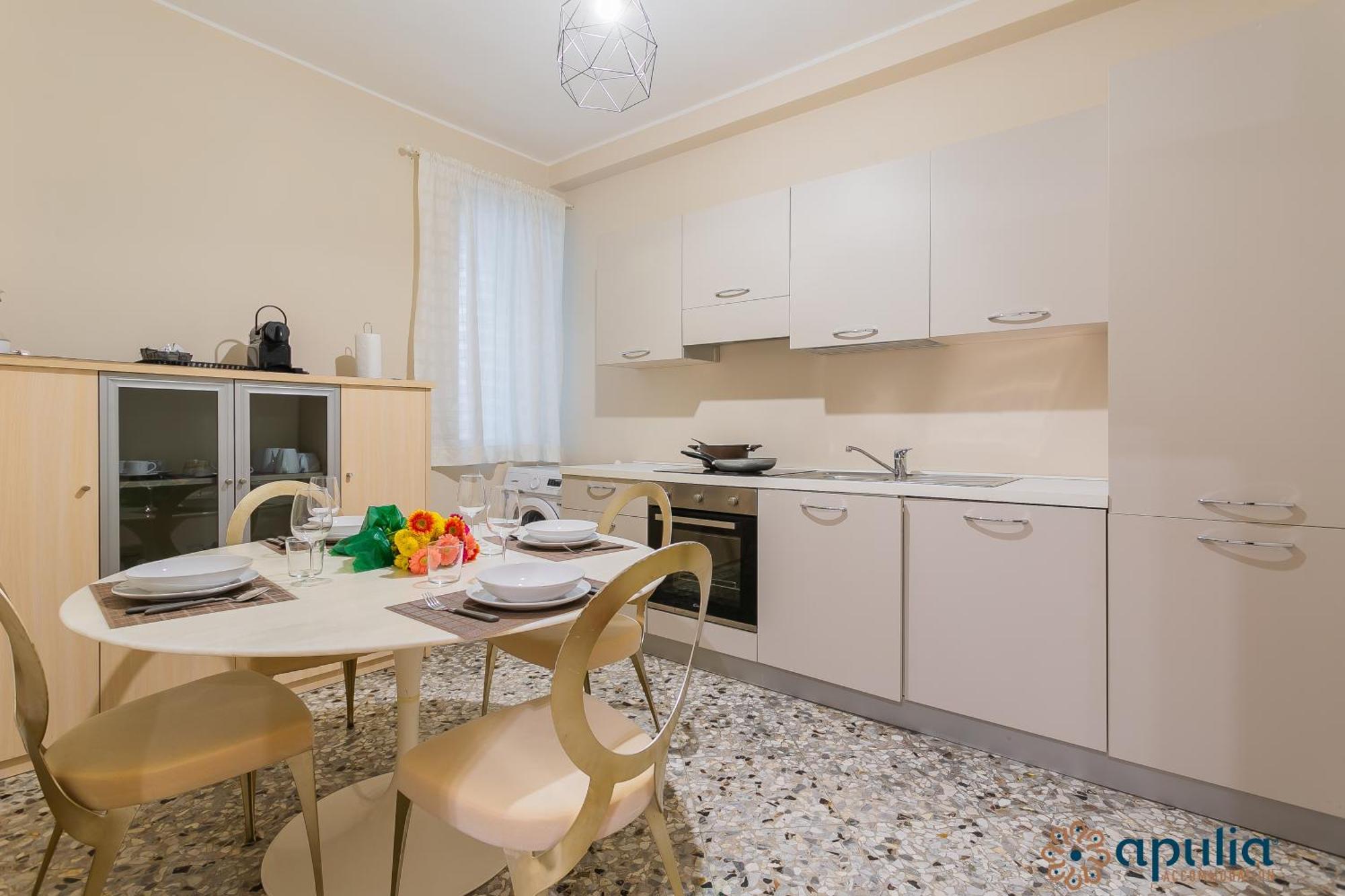 Piccinni Guesthouse By Apulia Accommodation Bari Luaran gambar